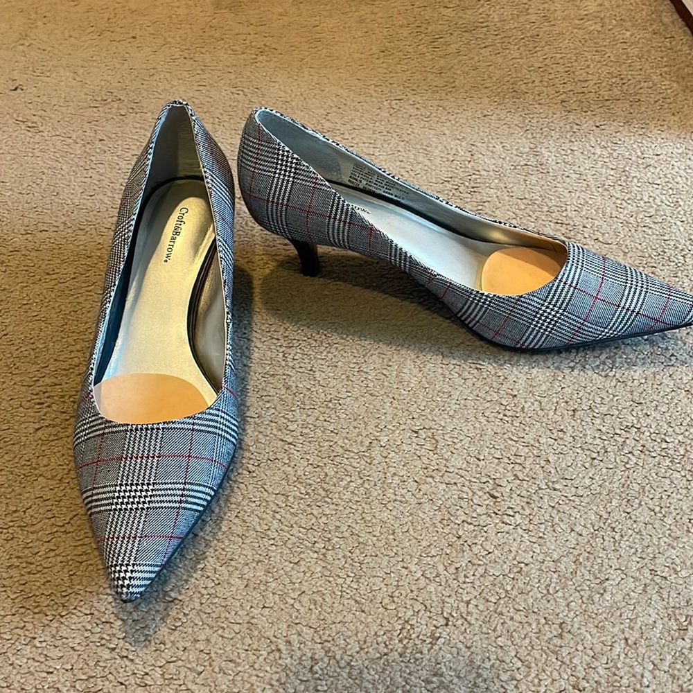 Croft & Barrow plaid pumps
